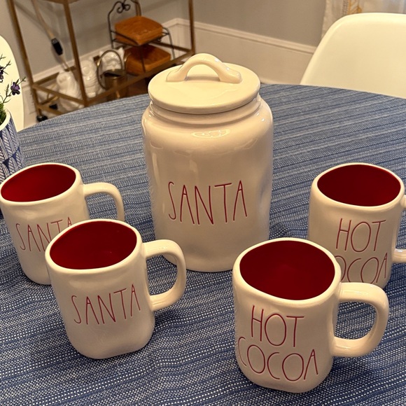 Rae Dunn Other - Rae Dunn Santa Canister and 4 Mug Set ❤️
